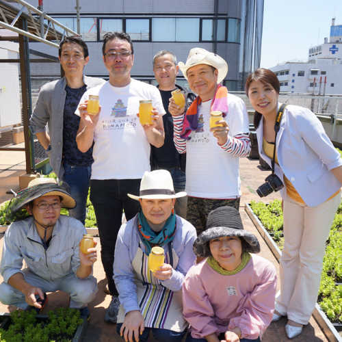 はちみつ収穫作業